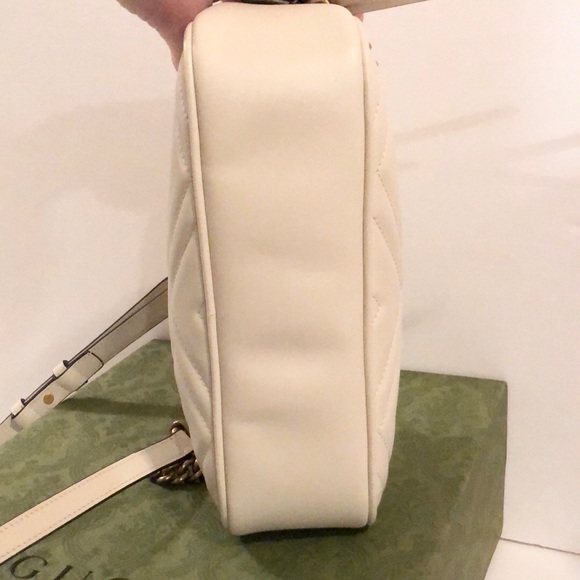 Gucci Bag - Picture 8 of 16